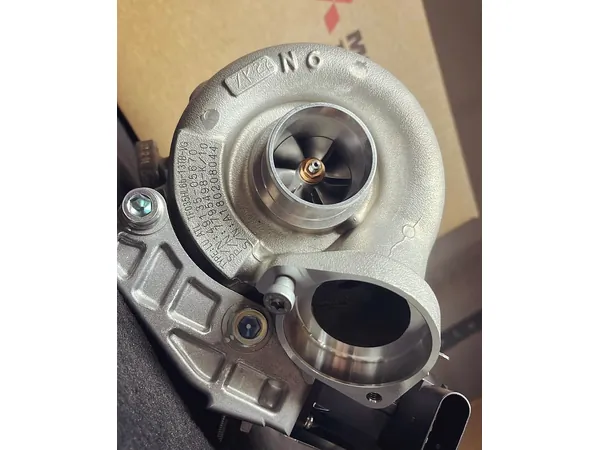 Mitsubishi 49135-05671 turbo - BMW 320d