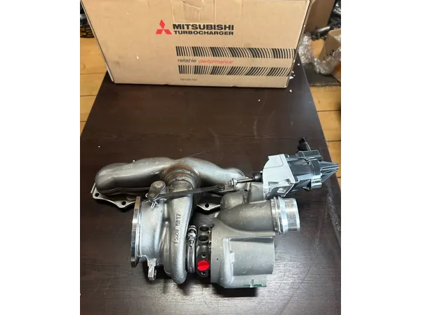 Mitsubishi turbo - BMW F10 520i